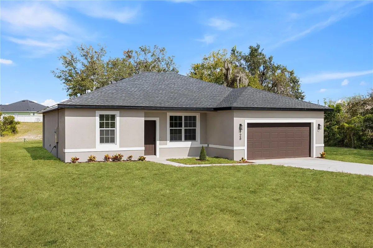 925 Desmoines Way, Poinciana, FL 34759 - Image #1