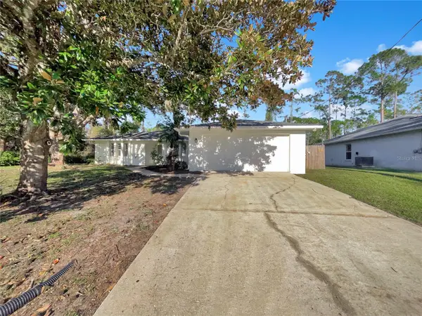 25 Peninsula Lane, PALM COAST, FL 32164