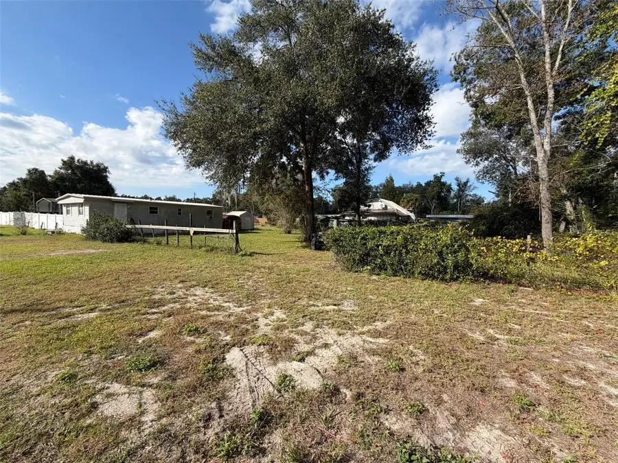 11374 SE 189th Court, Ocklawaha, FL 32179 - Image #3