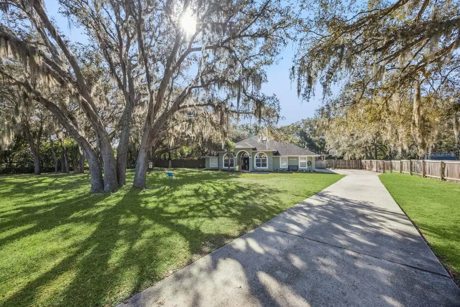 23934 Wolf Branch Road, Sorrento, FL 32776 - Image #3