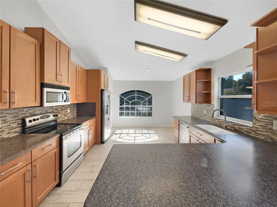 3854 Bellewater Boulevard, Riverview, FL 33578 - Image #2