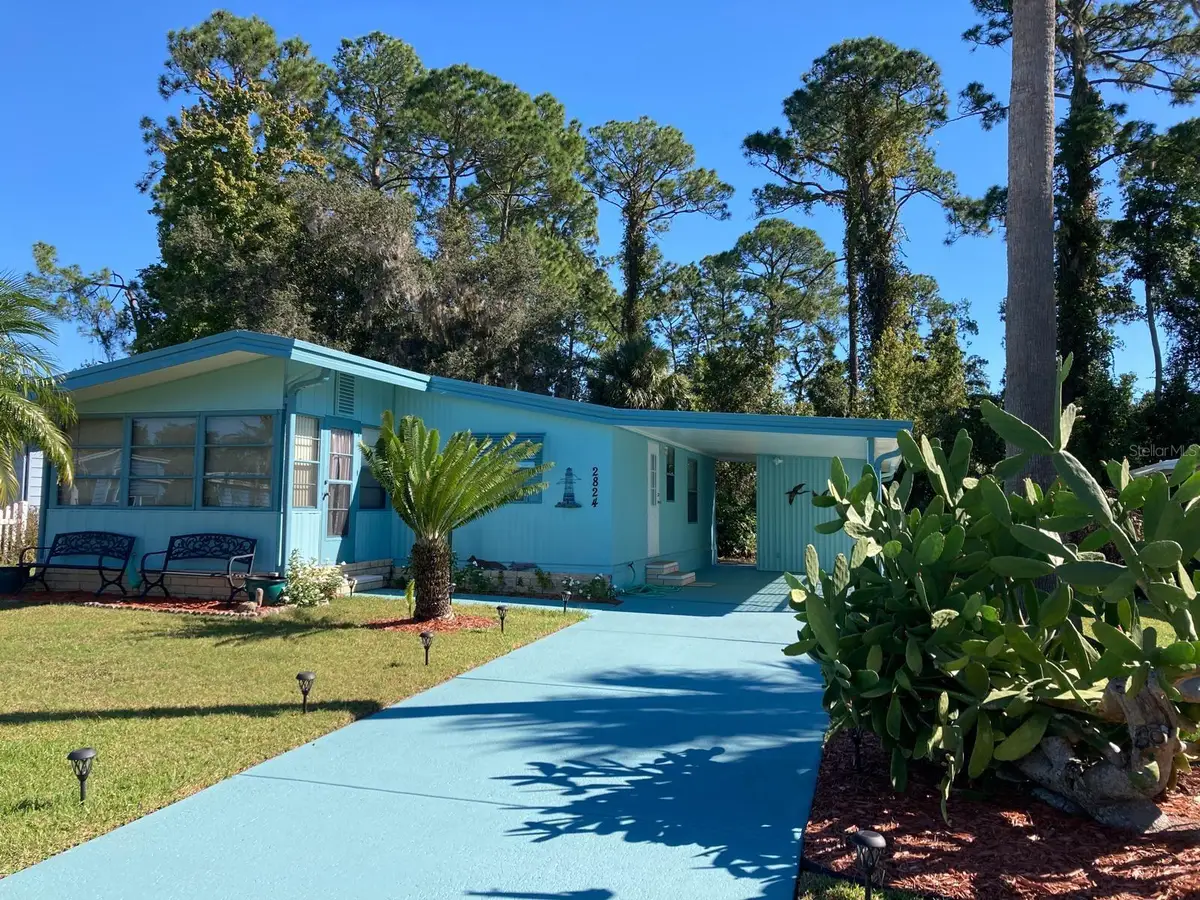 2824 Manatee Road, Tavares, FL 32778 - Image #1