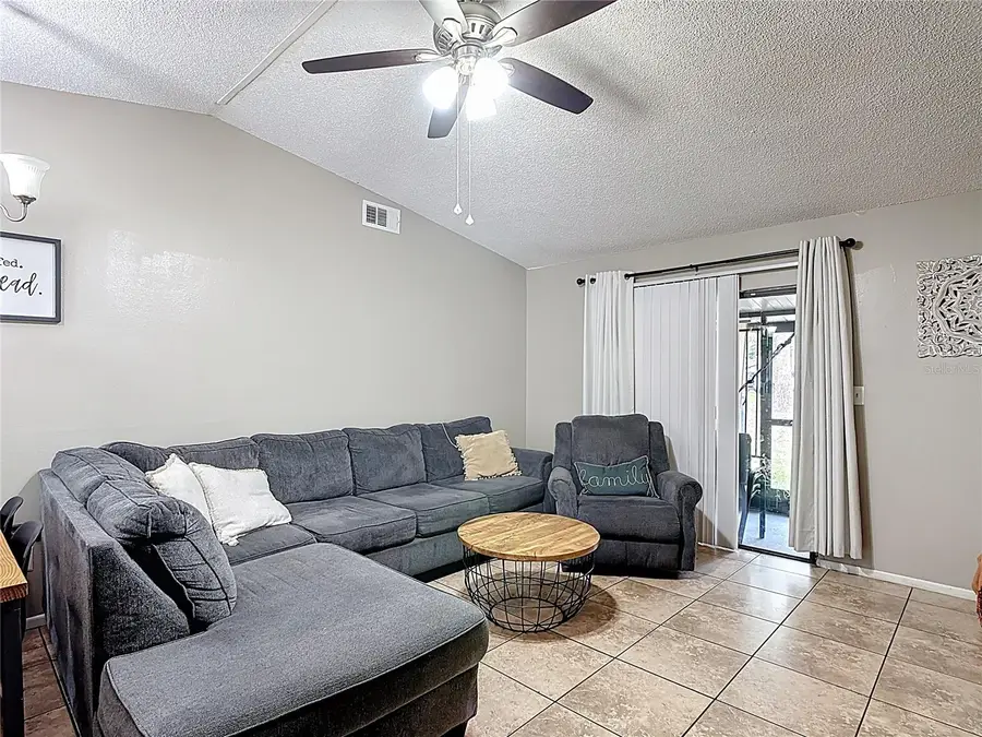 1803 Foxhall Circle #1803, Kissimmee, FL 34741 - Image #3
