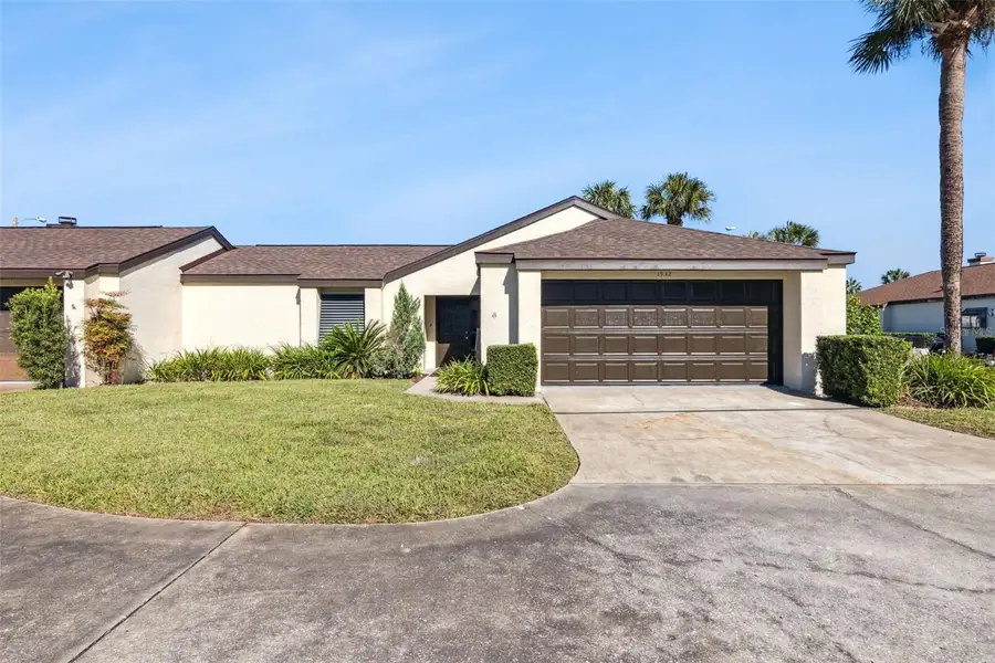 1932 Maple Circle #1932, Tavares, FL 32778 - Image #3