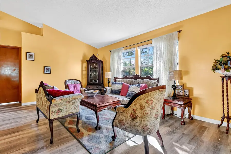 5907 Shore Breeze Lane, Orlando, FL 32810 - Image #3