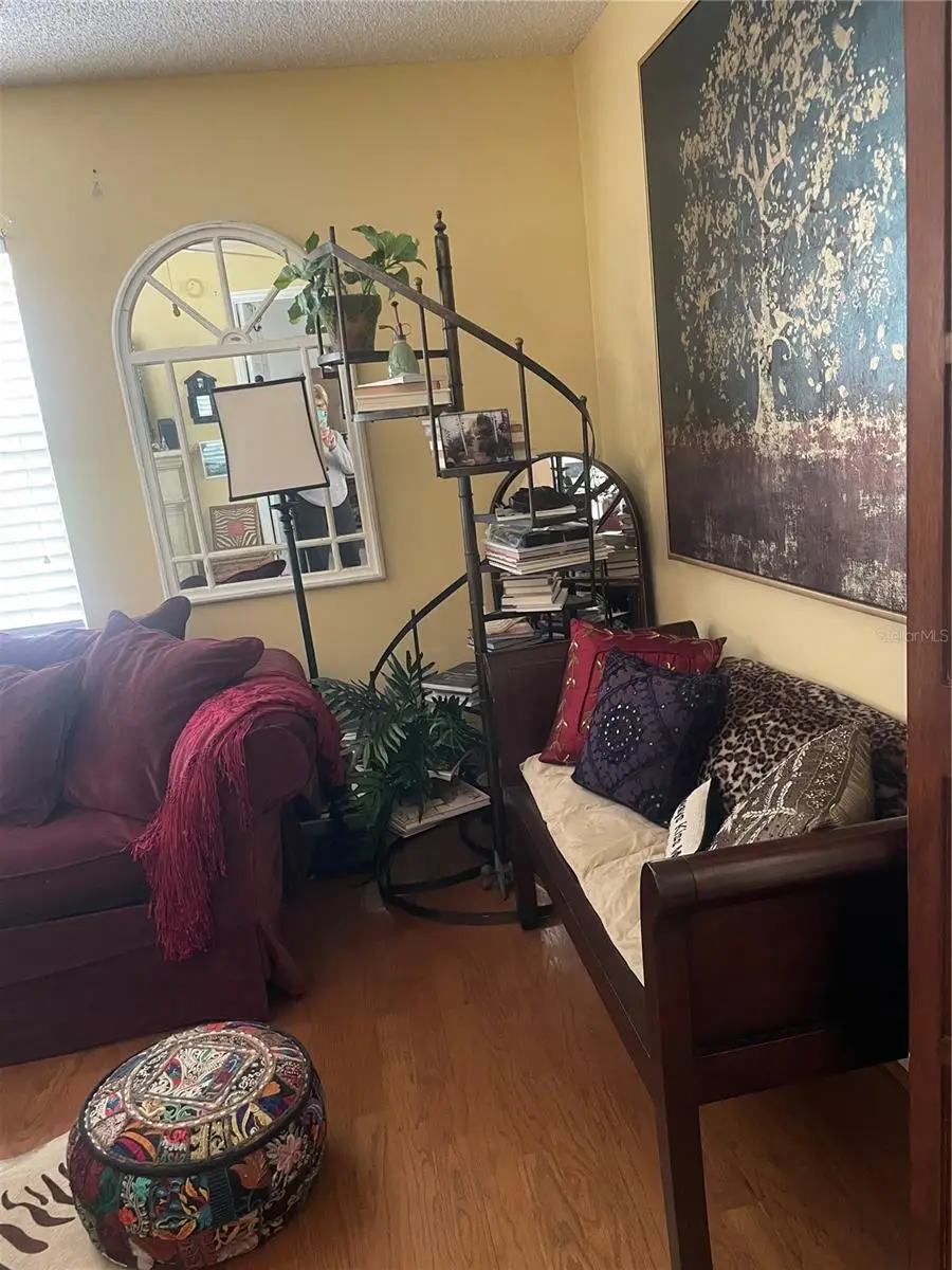 1025 Avalon Avenue, Lady Lake, FL 32159 - Image #3