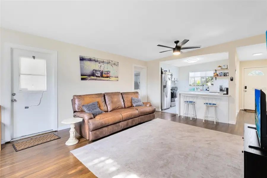 424 Manhattan Avenue, Daytona Beach, FL 32118 - Image #3