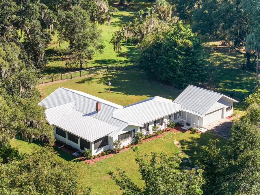 17067 NW Gainesville Road, Reddick, FL 32686 - Image #2