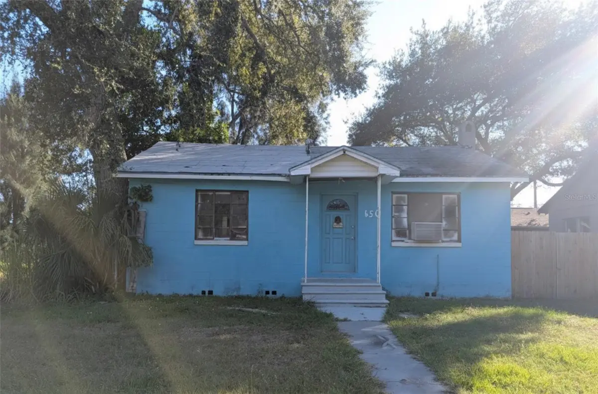 650 Paris Ave S, Saint Petersburg, FL 33701 - Image #1