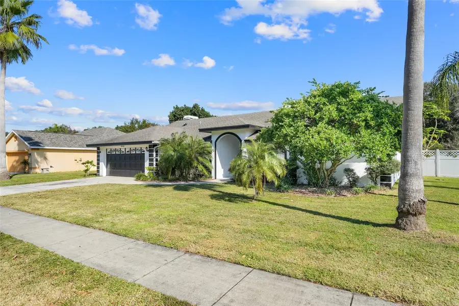 1542 Banbury Loop S, Lakeland, FL 33809 - Image #3