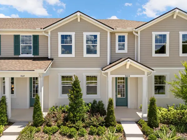 9872 Walkway Drive, ORLANDO, FL 32832