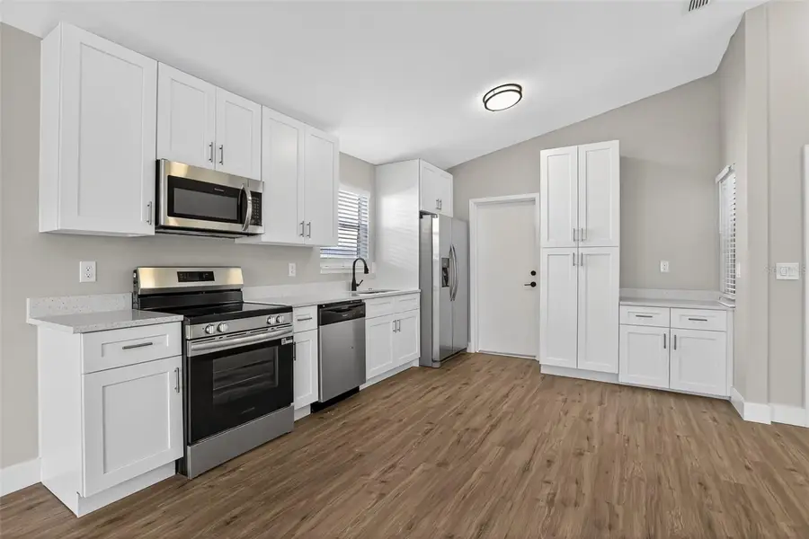 5444 Blueberry Drive, Orlando, FL 32811 - Image #2