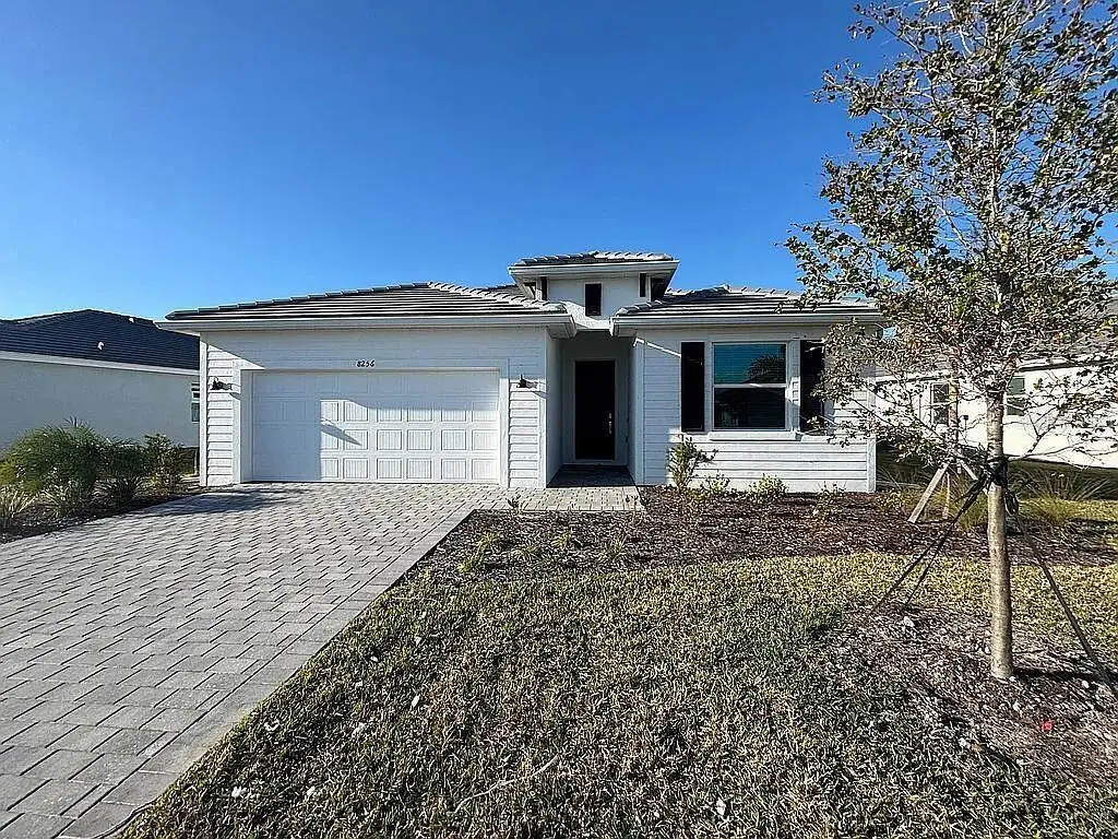 8256 Shore Lake Drive, Englewood, FL 34224 - Image #1