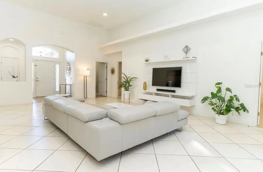 2110 Bunker View Court, Kissimmee, FL 34746 - Image #3