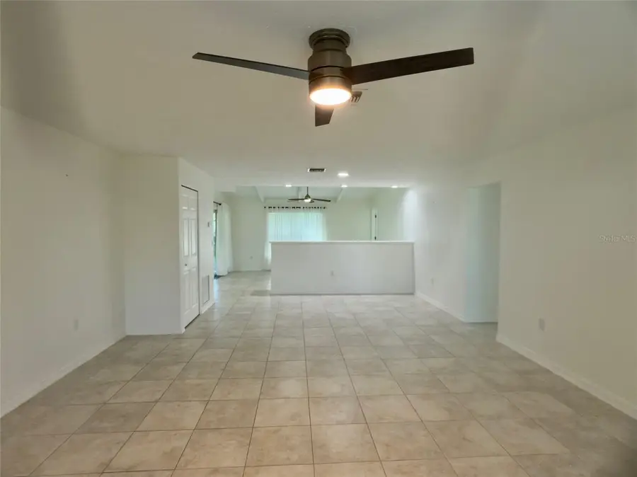 4001 Oakhurst Dr Drive #3119, Sarasota, FL 34233 - Image #3