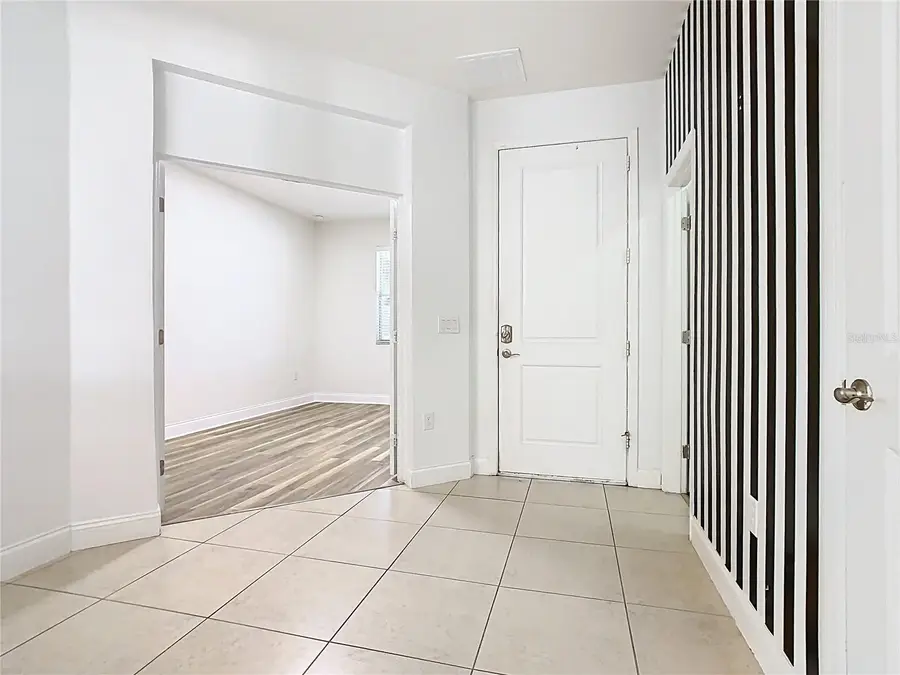 11717 Thatcher Avenue, Orlando, FL 32836 - Image #3