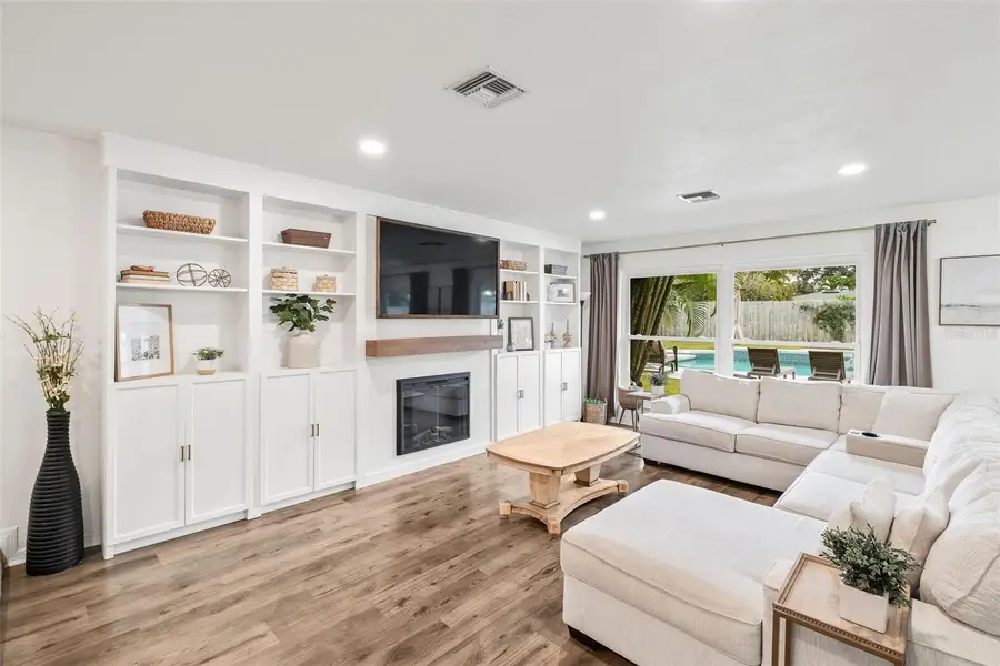 4389 Carolwood Street, Orlando, FL 32812 - Image #3