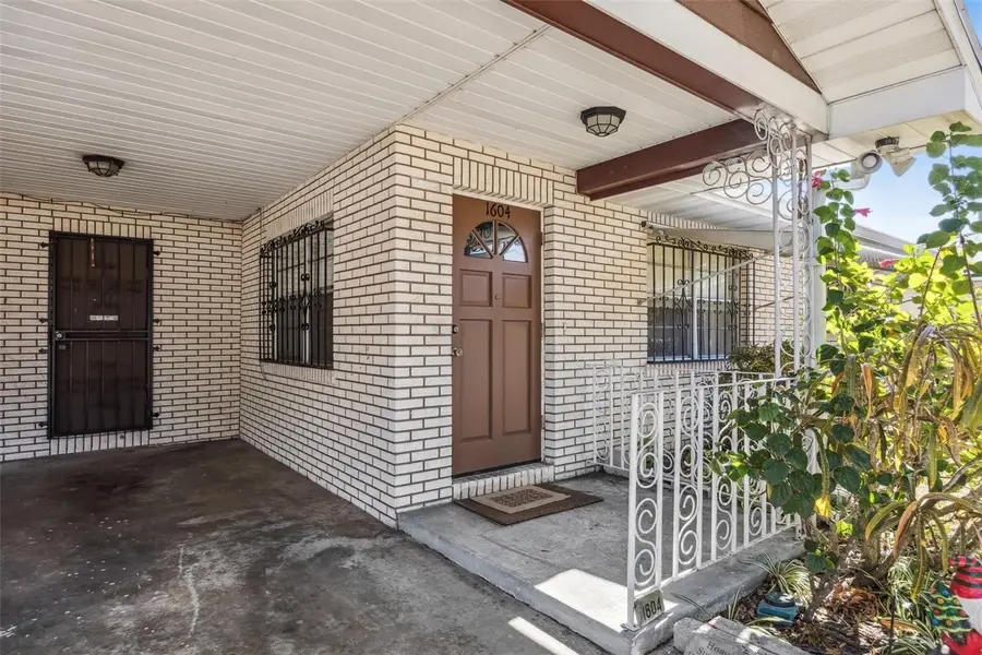 1604 26th Street Nw, Winter Haven, FL 33881 - Image #2