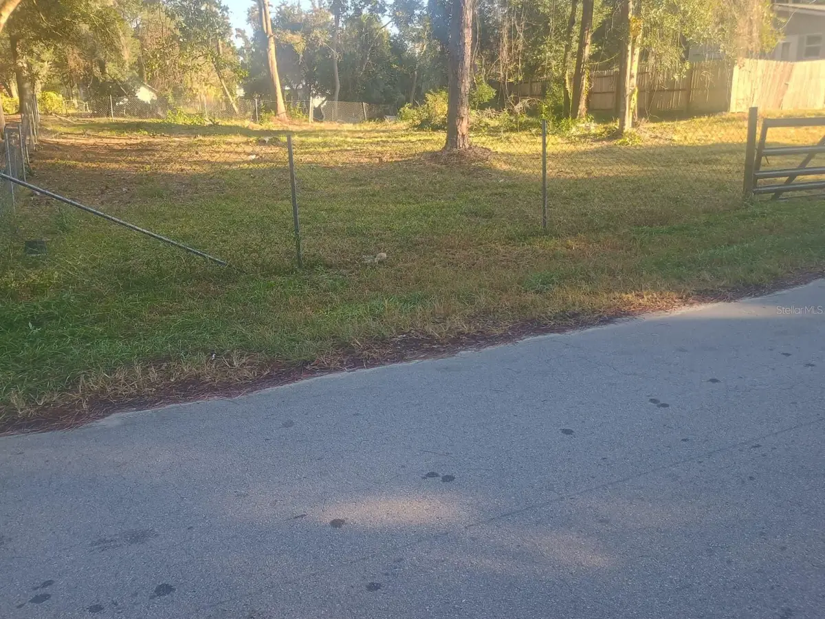 27847 Veva Avenue, Paisley, FL 32767 - Image #1