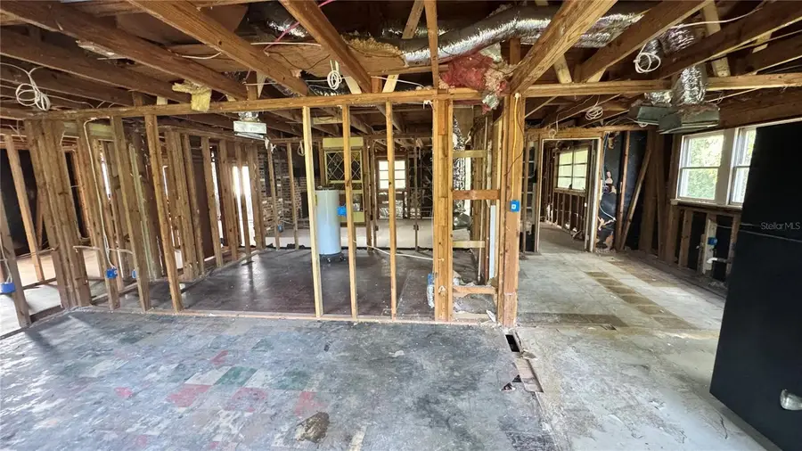 1106 E Arizona Avenue, Deland, FL 32724 - Image #2