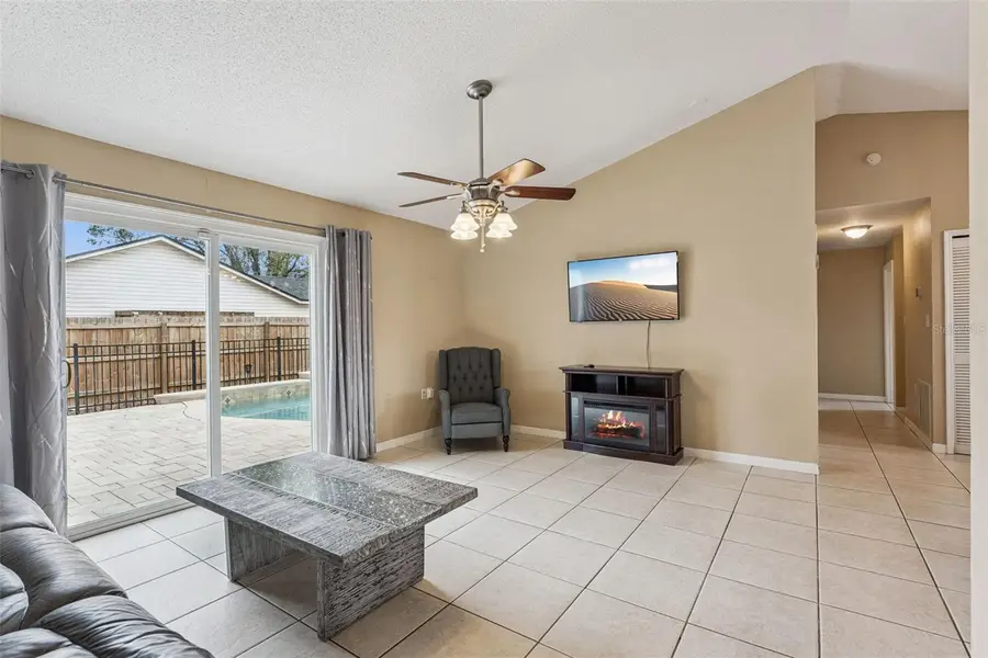 1042 Seminole Creek Drive, Oviedo, FL 32765 - Image #3