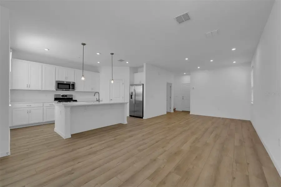 527 Orient Avenue, Debary, FL 32713 - Image #2