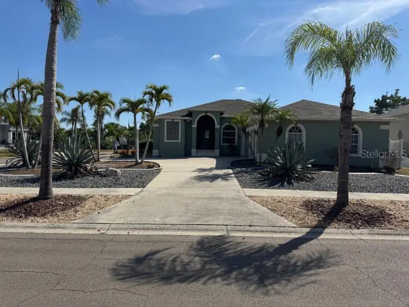 802 Bunker View Drive, Apollo Beach, FL 33572 - Image #1