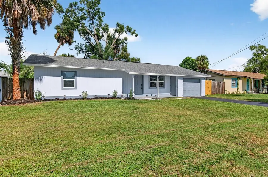 5007 Stolls Avenue, Tampa, FL 33615 - Image #2