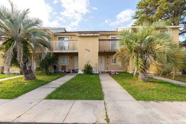 206 Watts Lane, KISSIMMEE, FL 34743