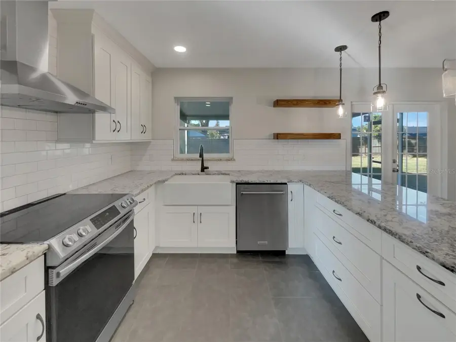 3305 Peacock Lane, Mulberry, FL 33860 - Image #2