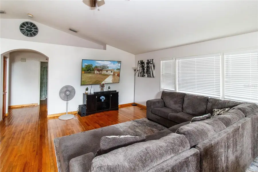 525 4th Avenue Sw, Largo, FL 33770 - Image #3