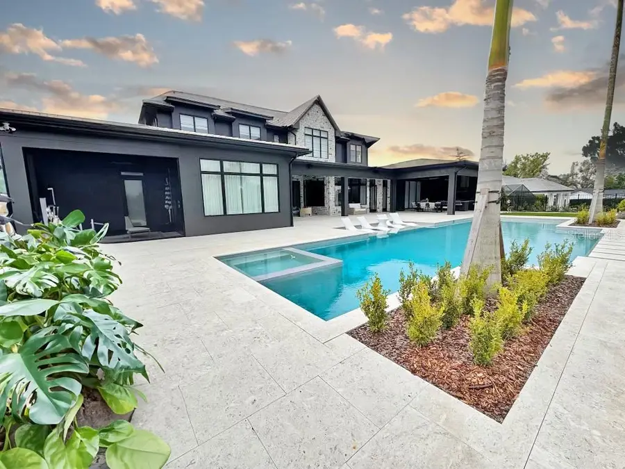 6208 Donegal Drive, Orlando, FL 32819 - Image #2