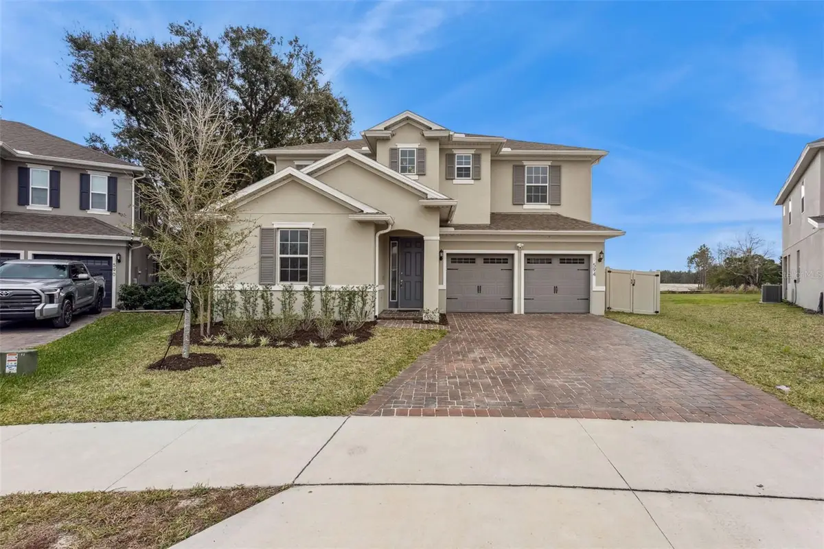 594 Via Bella Court, Howey In The Hills, FL 34737 - Image #1