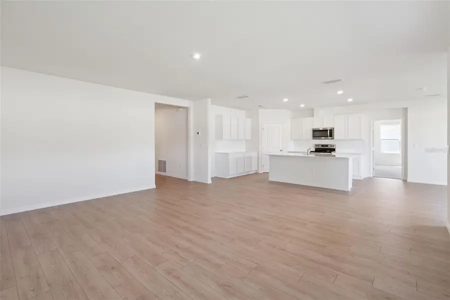 1064 Morfontain Street, Daytona Beach, FL 32124 - Image #2