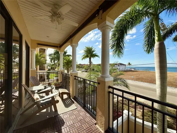 6418 Mayra Shores Lane, APOLLO BEACH, FL 33572