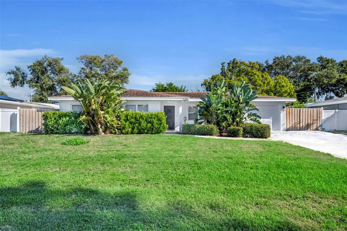 6318 30th Street S, Saint Petersburg, FL 33712 - Image #1