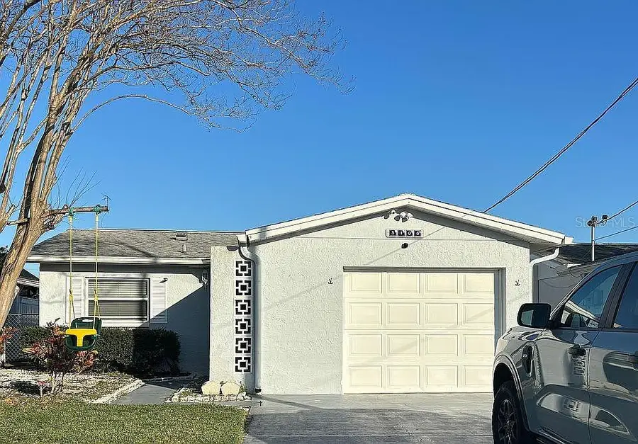 5106 Blue Heron Drive, New Port Richey, FL 34652 - Image #2