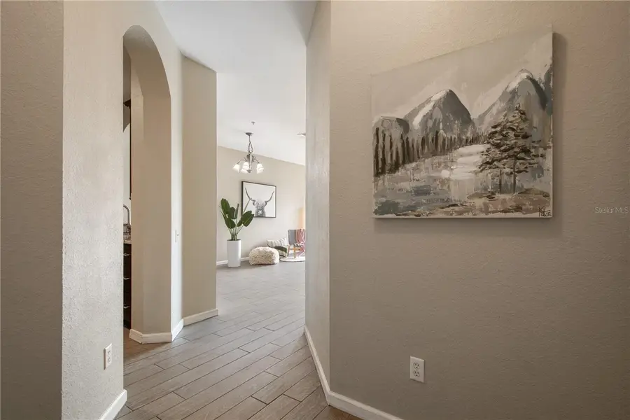 6466 Cava Alta Drive #207, Orlando, FL 32835 - Image #3