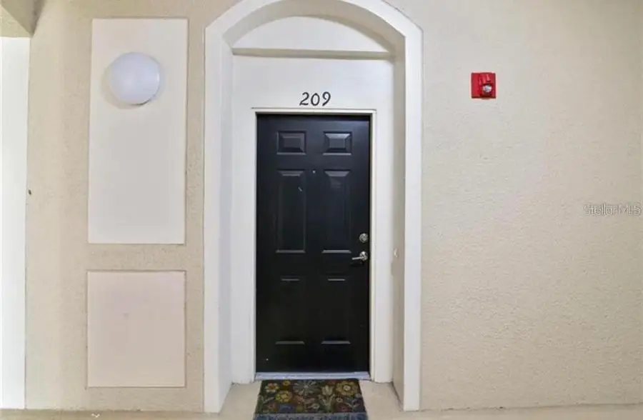 6434 Cava Alta Drive #209, Orlando, FL 32835 - Image #2