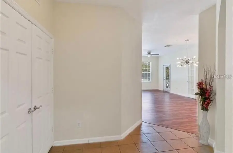 6434 Cava Alta Drive #209, Orlando, FL 32835 - Image #3