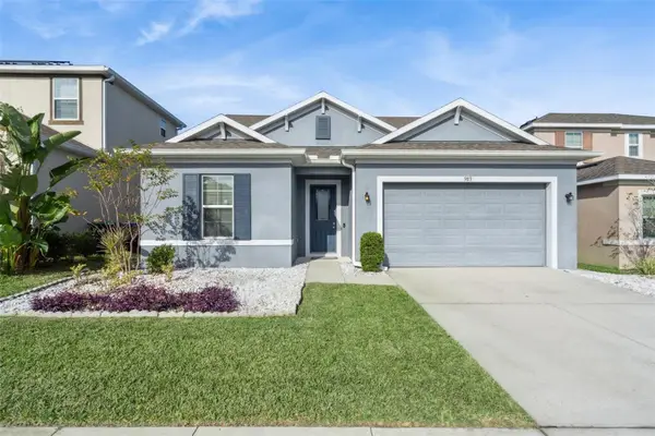 989 Maypole Drive, APOPKA, FL 32703