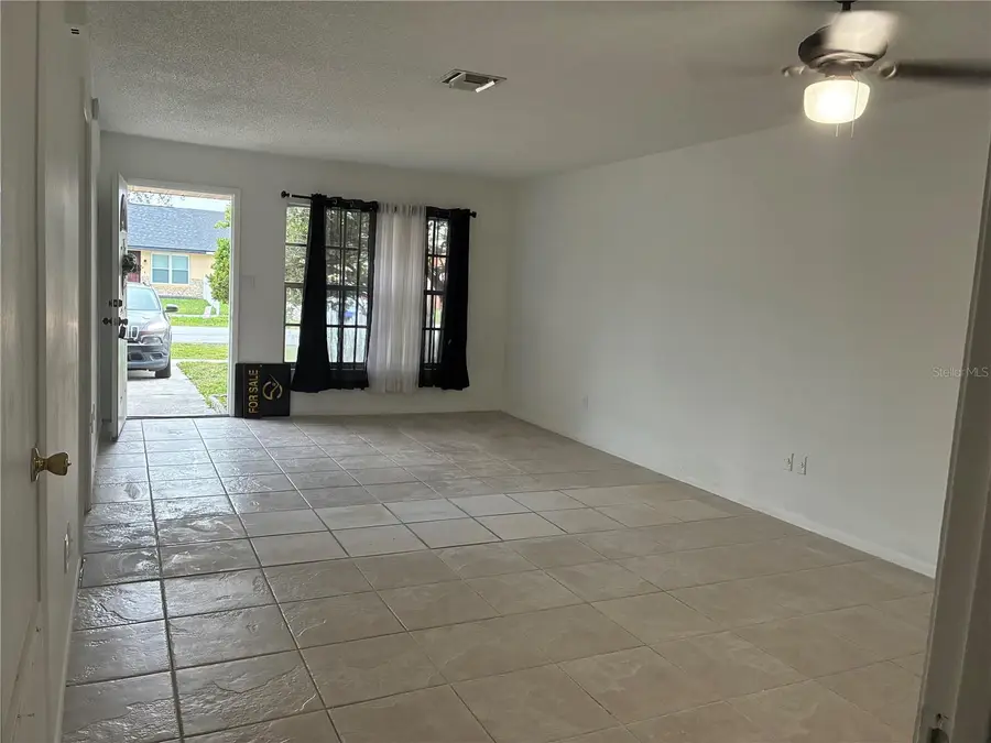 8071 Sparrow Drive, Orlando, FL 32825 - Image #3
