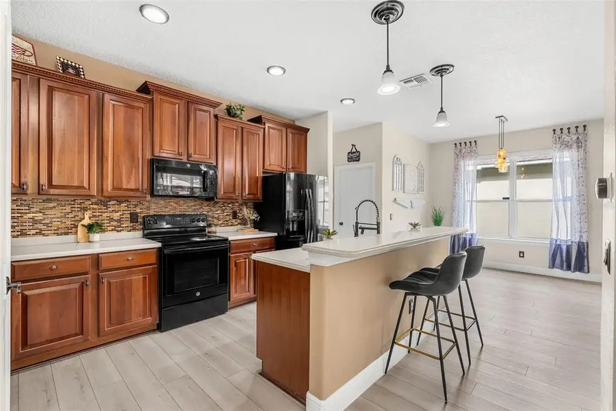 555 Carey Way, Orlando, FL 32825 - Image #2