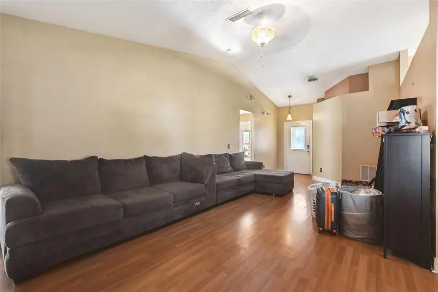 4501 Oakbrook Court, Kissimmee, FL 34746 - Image #3