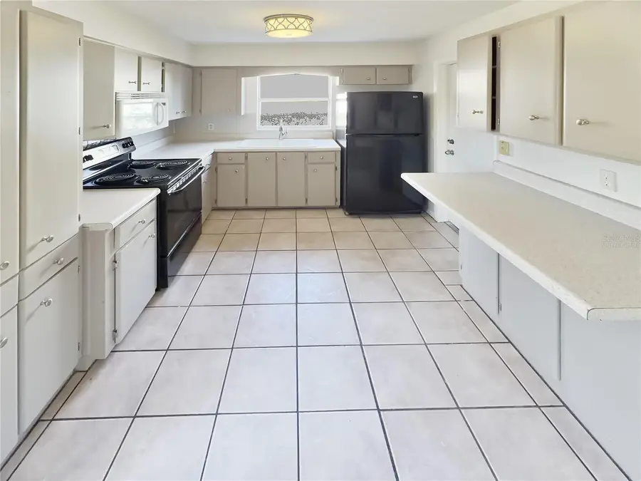 510 Oakside Drive, Brandon, FL 33510 - Image #2