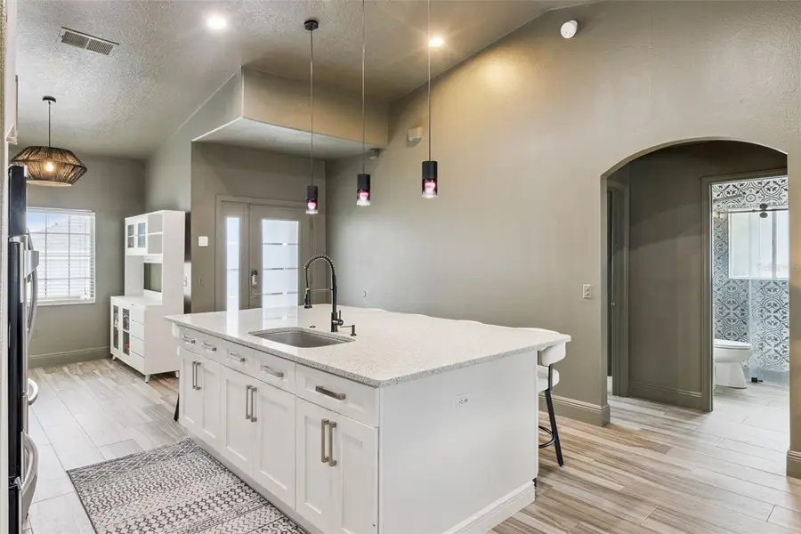 916 Hillcrest Drive, Davenport, FL 33897 - Image #3