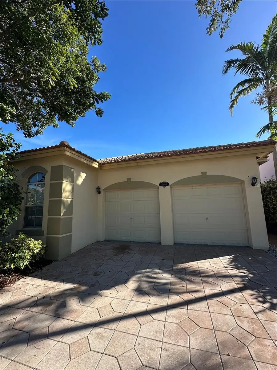 10566 Galleria Street, Wellington, FL 33414 - Image #2