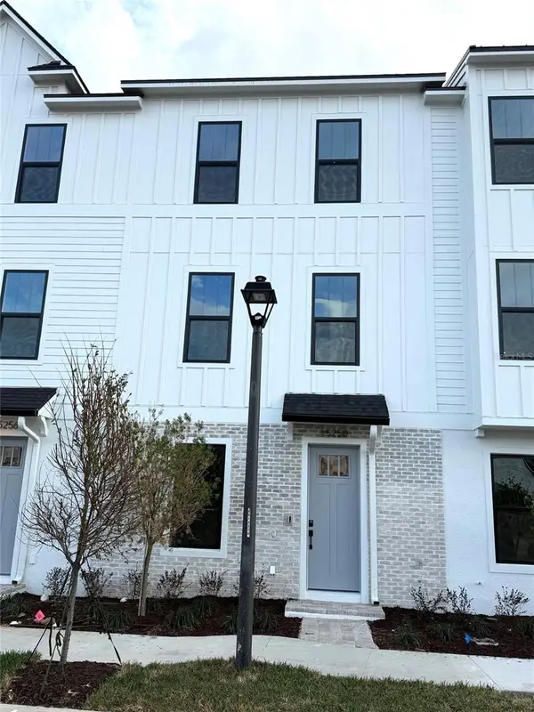 15250 Groveside Road, WINTER GARDEN, FL 34787