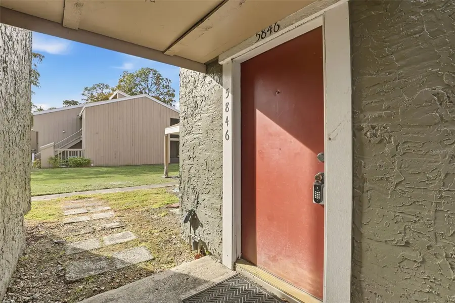 5846 Peregrine #B12, Orlando, FL 32819 - Image #3