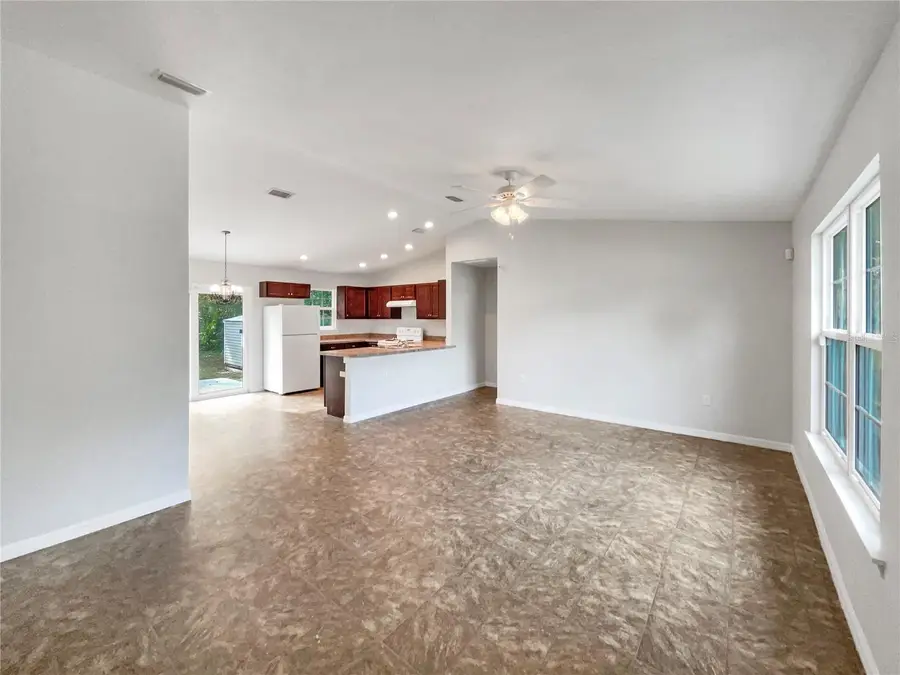 1304 E Carolina Avenue, Deland, FL 32724 - Image #3